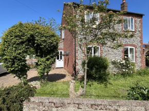 Halcyon House